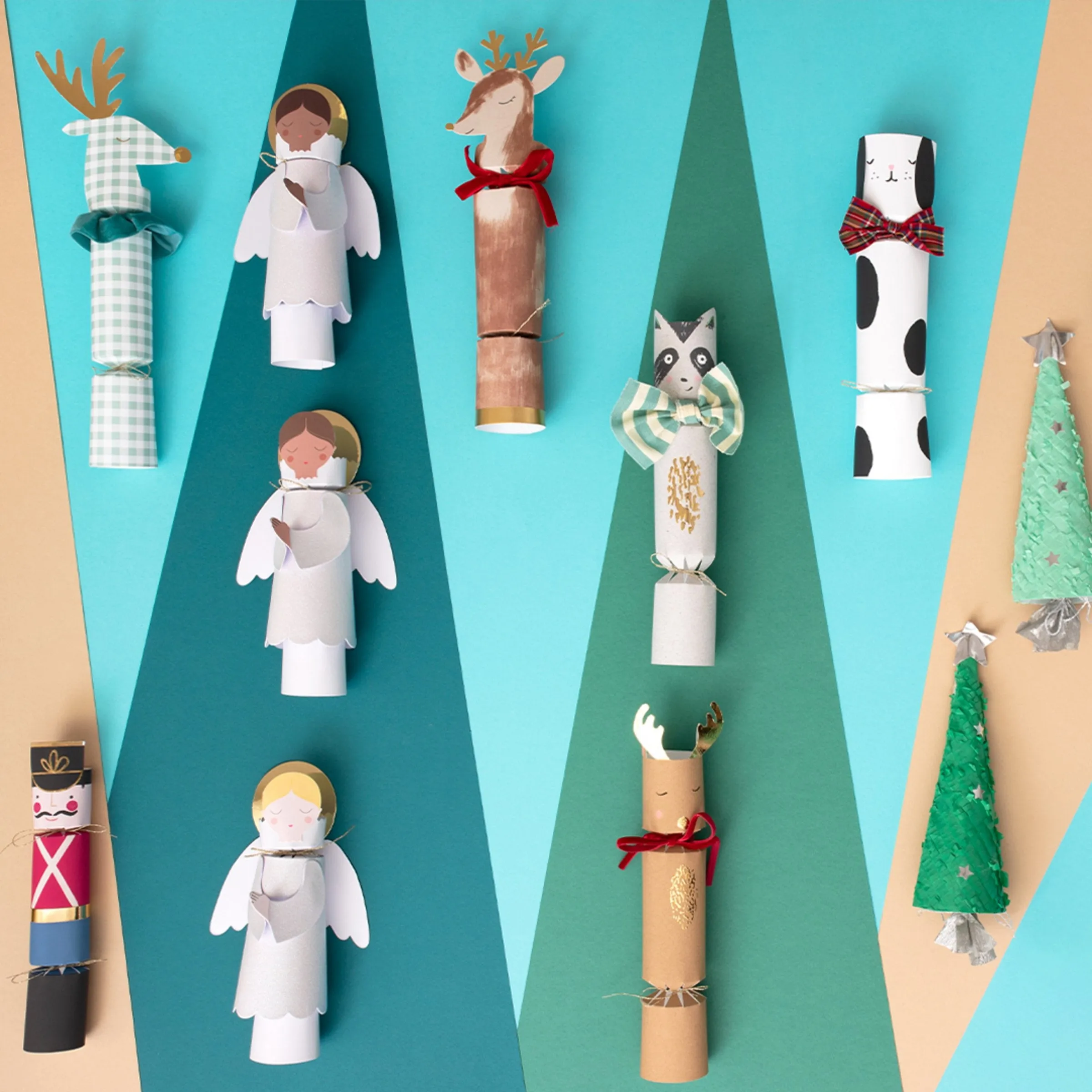 Angel Large Crackers (x 6)