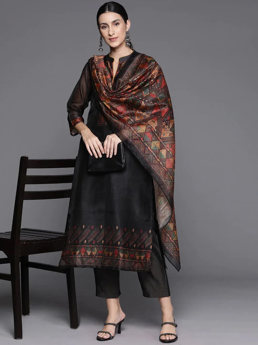 Black Printed Chanderi Silk Kurta Set With Silk Blend Bottoms And Dupatta