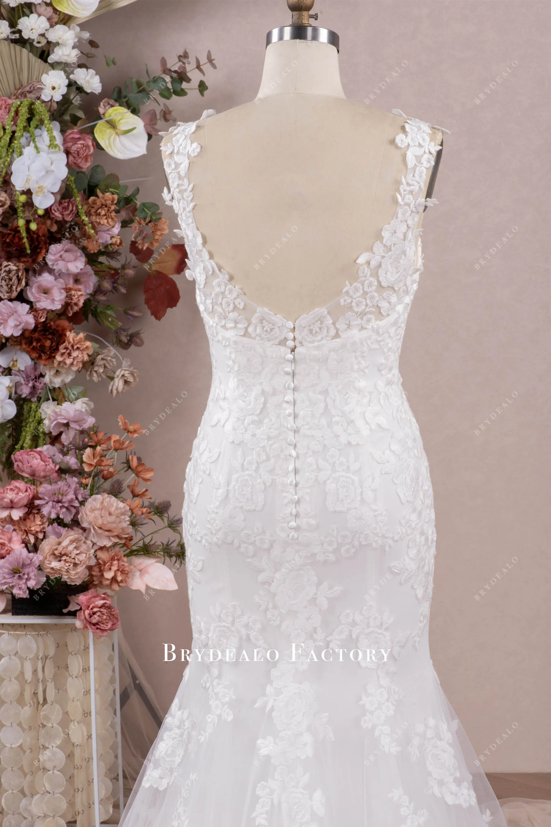 Gorgeous Lace Sweetheart Neck Elegant Mermaid Bridal Dress