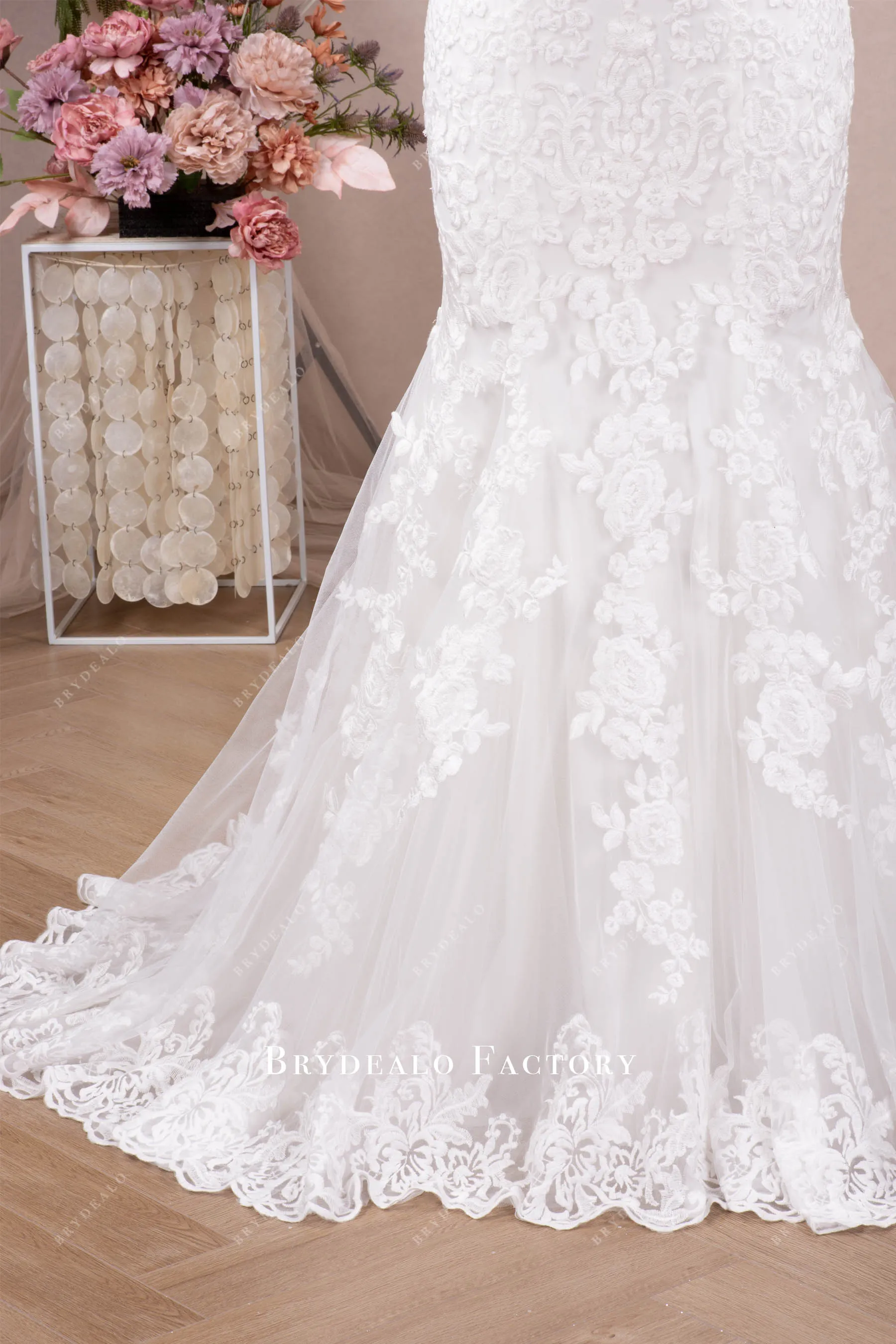 Gorgeous Lace Sweetheart Neck Elegant Mermaid Bridal Dress