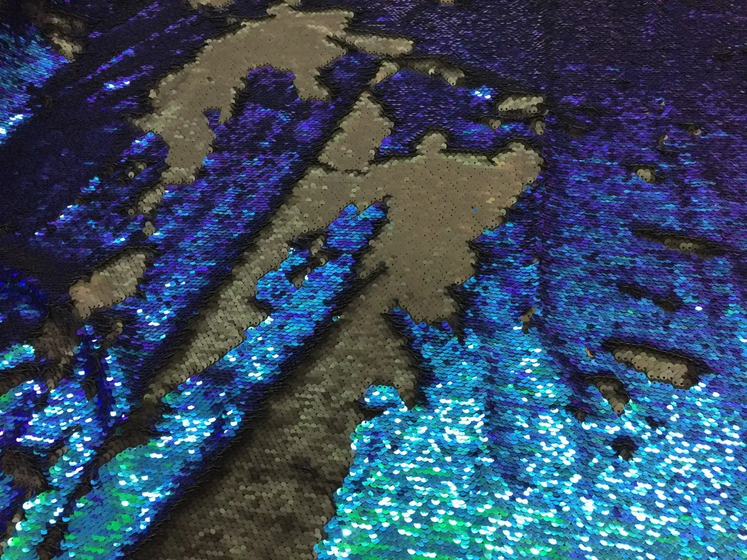 Green iridescent-matt black sequin mermaid fish scales- 2 way stretch lycra-2 tone flip flop sequins-prom-nightgown-decorations-sold by yard