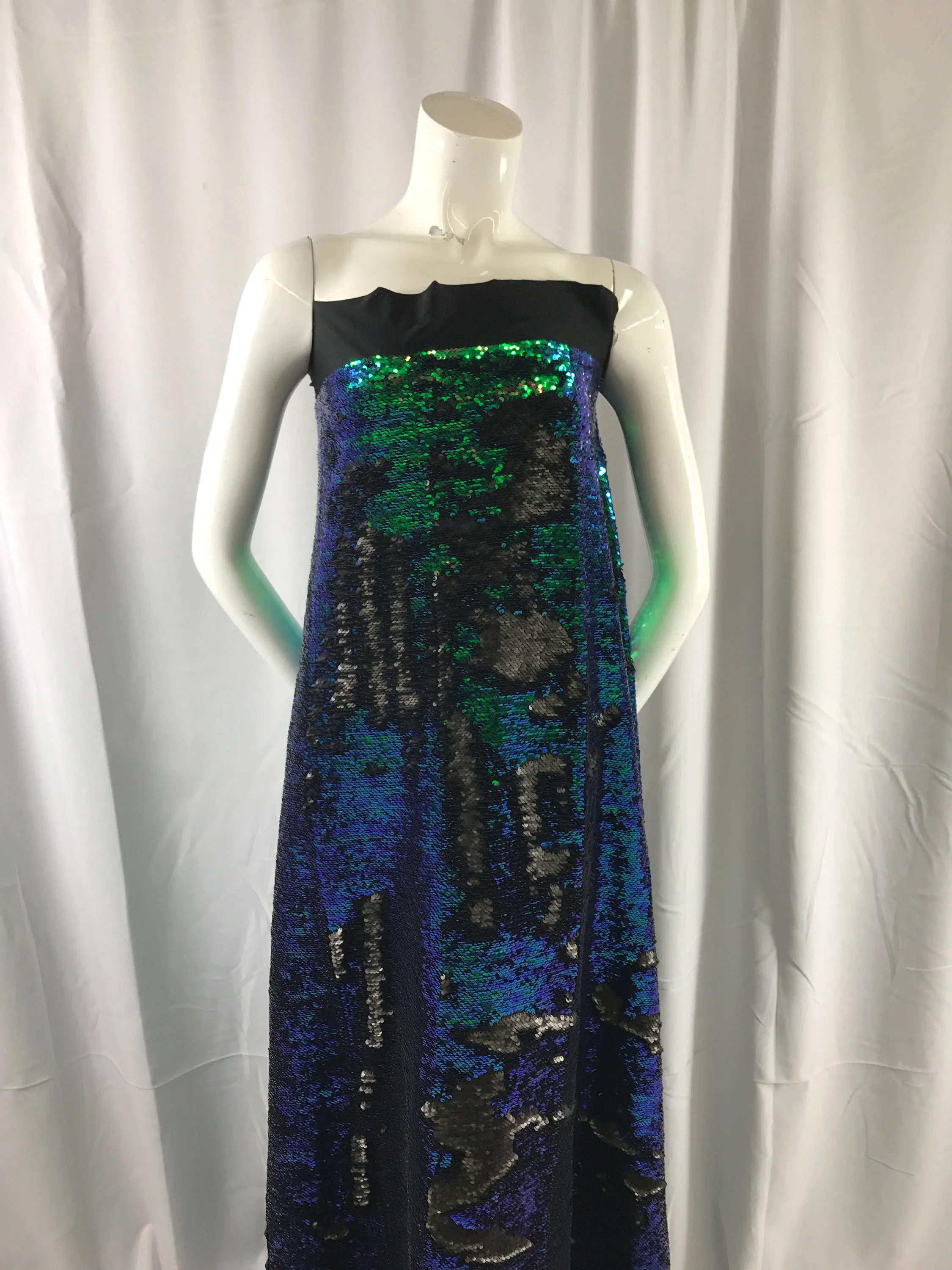 Green iridescent-matt black sequin mermaid fish scales- 2 way stretch lycra-2 tone flip flop sequins-prom-nightgown-decorations-sold by yard