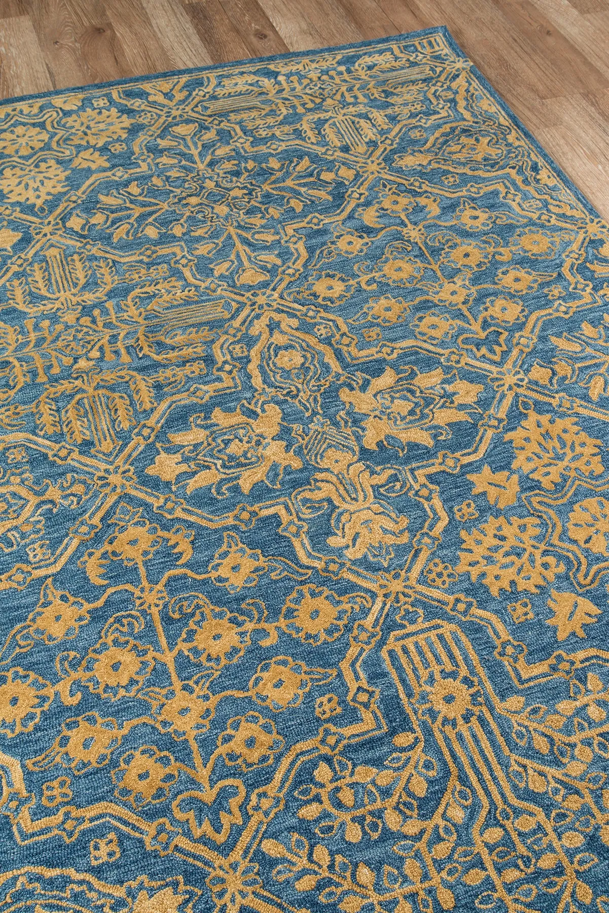 Traditional Hand Tufted Blue Rug